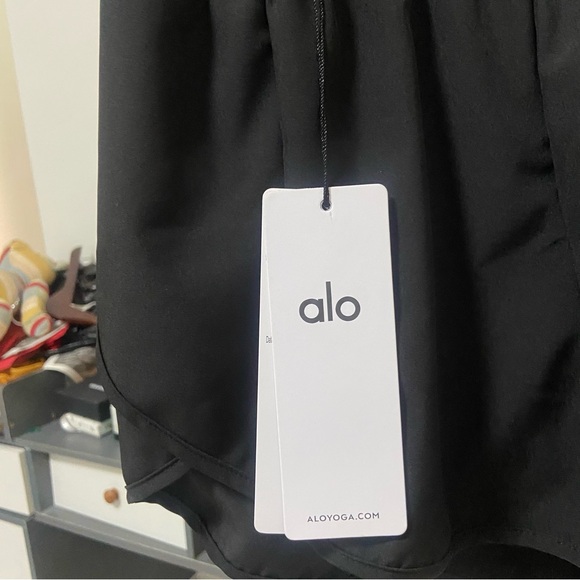 ALO Yoga Women's Athletic Black Shorts - Picture 2 of 3